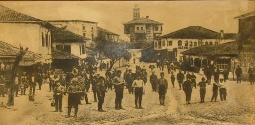  A është kjo foto e parë e qytetit të Gjilanit e vitit 1912?